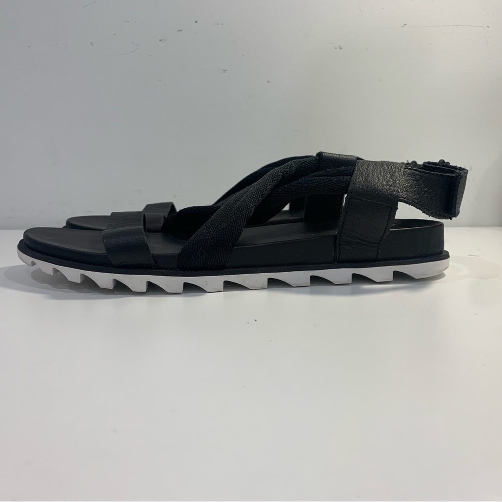 Sorel Women's Roaming Decon Sandals Black Flat Leather Fabric Criss Cross 8M - Picture 4 of 14